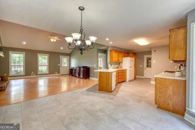 490 Copperhead RD Blairsville, GA 30512
