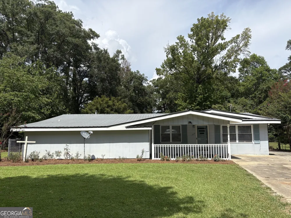 222 Hobbins DR Dublin, GA 31021