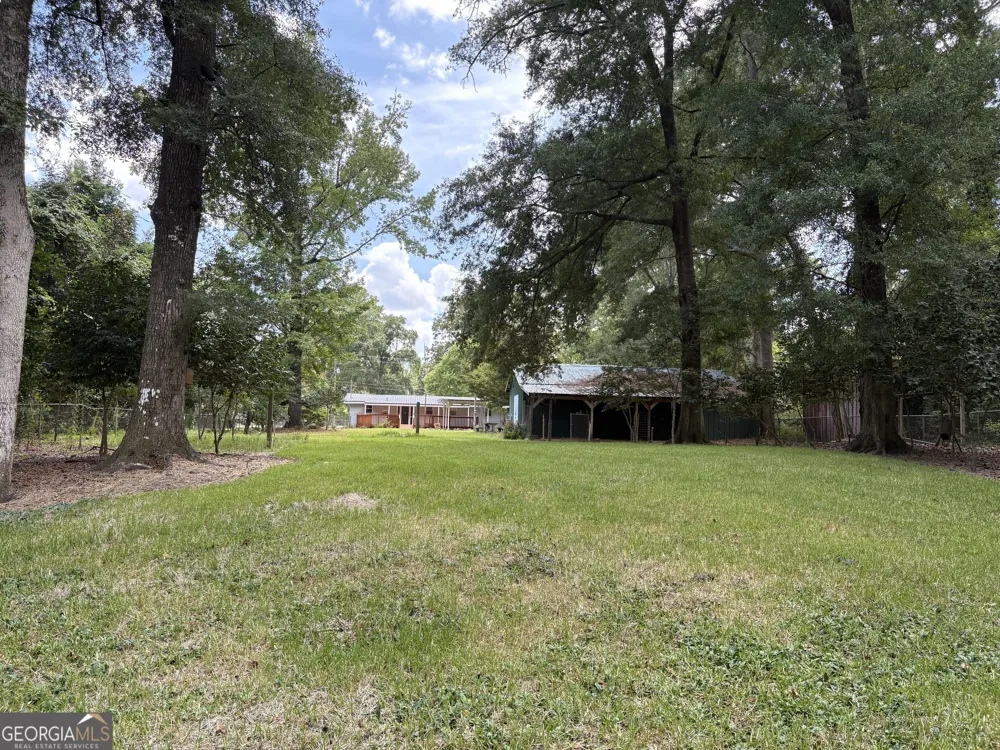 222 Hobbins DR Dublin, GA 31021