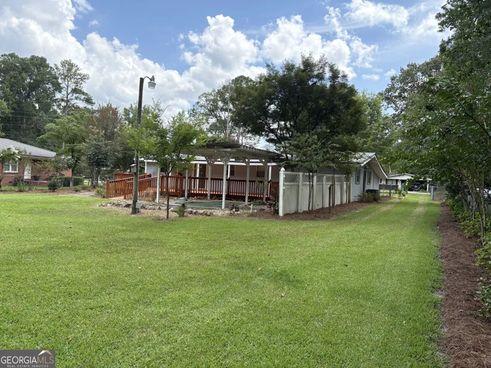 222 Hobbins DR Dublin, GA 31021