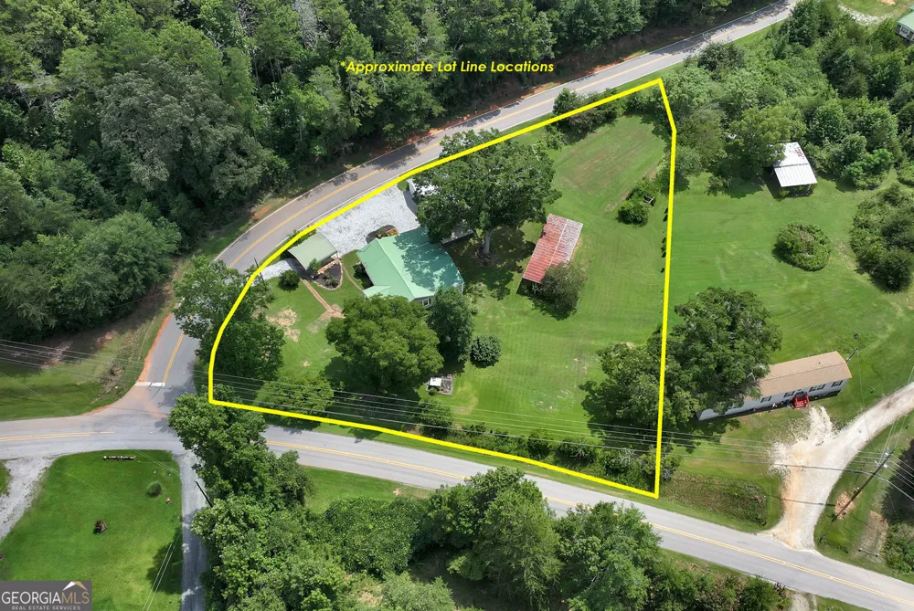 1707 Buena Vista DR Toccoa, GA 30577