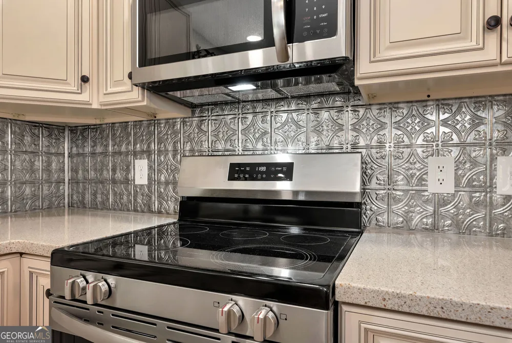 1707 Buena Vista DR Toccoa, GA 30577