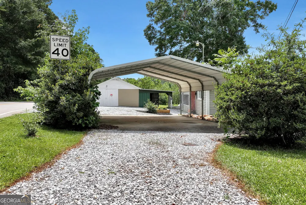 1707 Buena Vista DR Toccoa, GA 30577