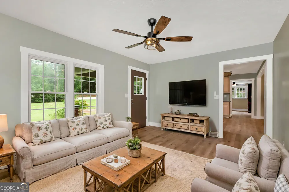1707 Buena Vista DR Toccoa, GA 30577