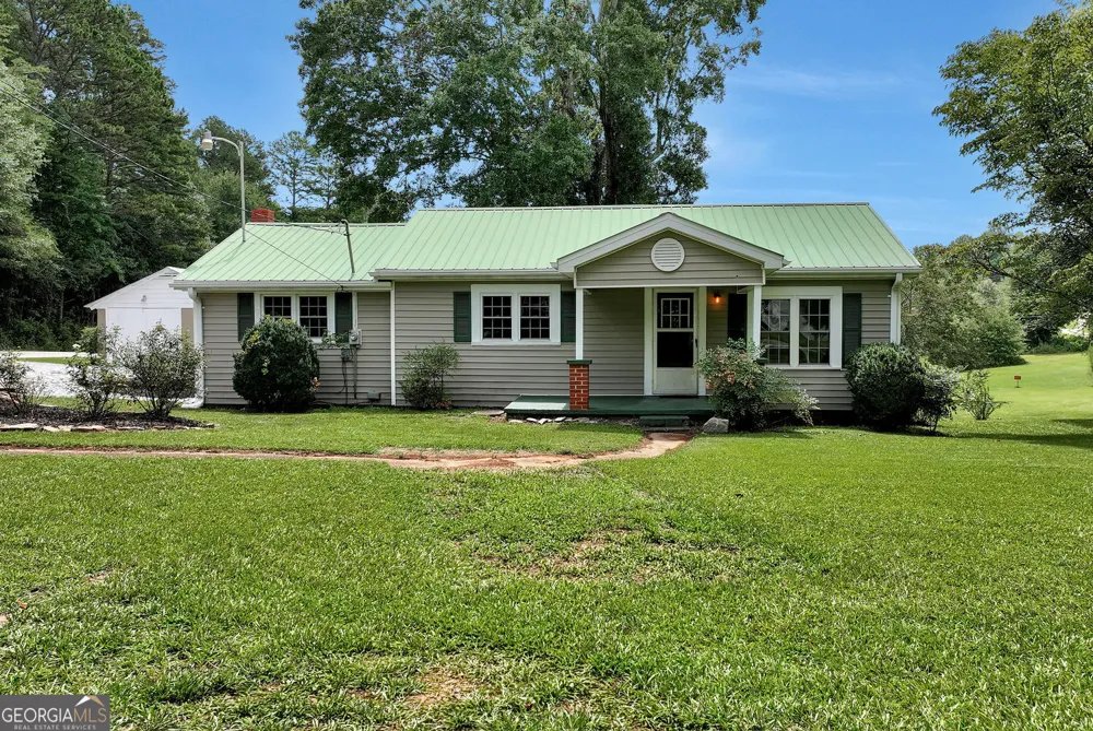 1707 Buena Vista DR Toccoa, GA 30577