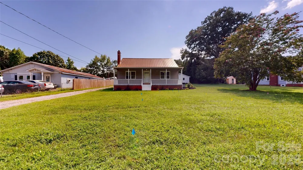 2106 Statesville Highway Mooresville, NC 28115