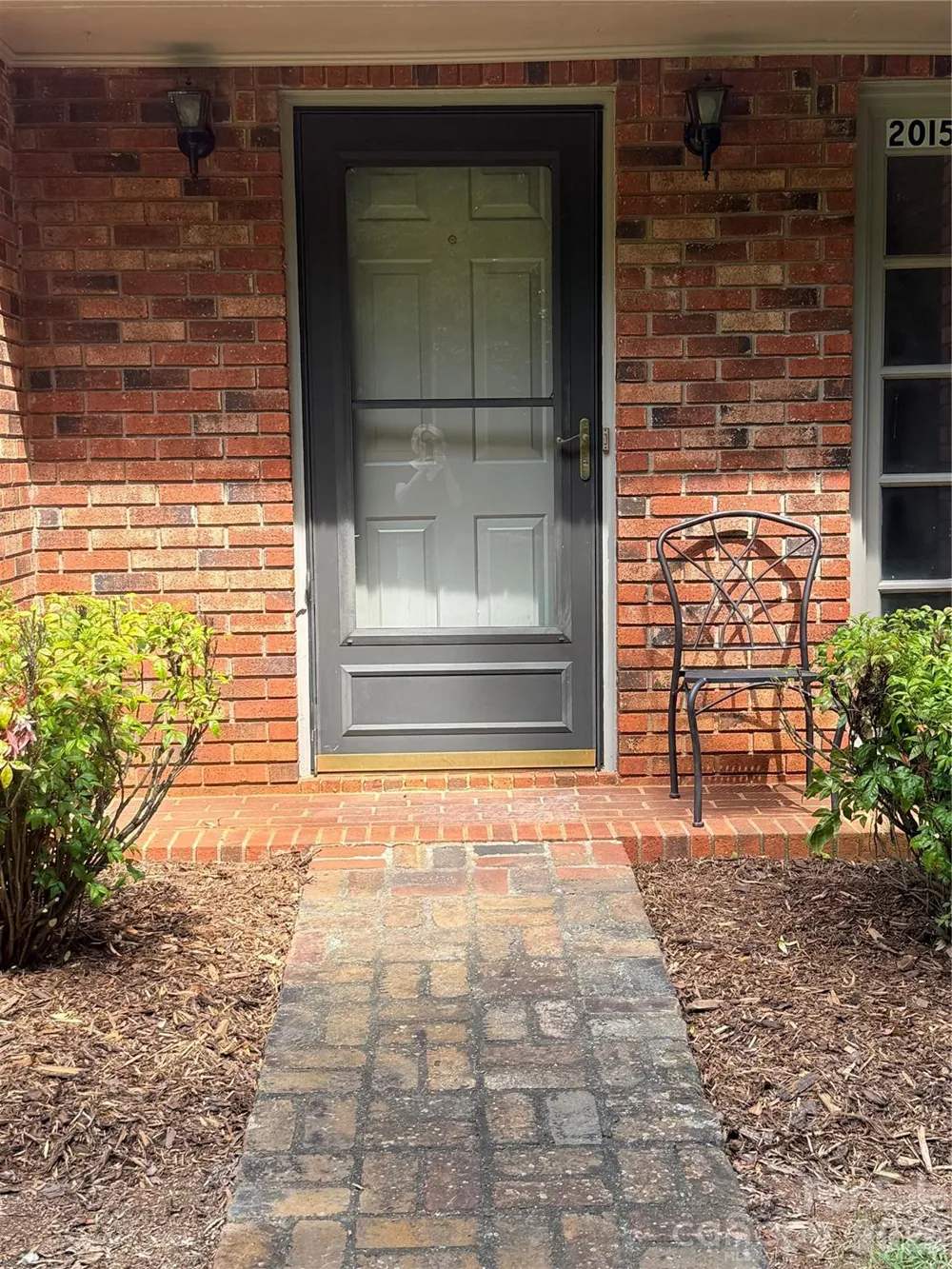 2015 39th Avenue NE Hickory, NC 28601