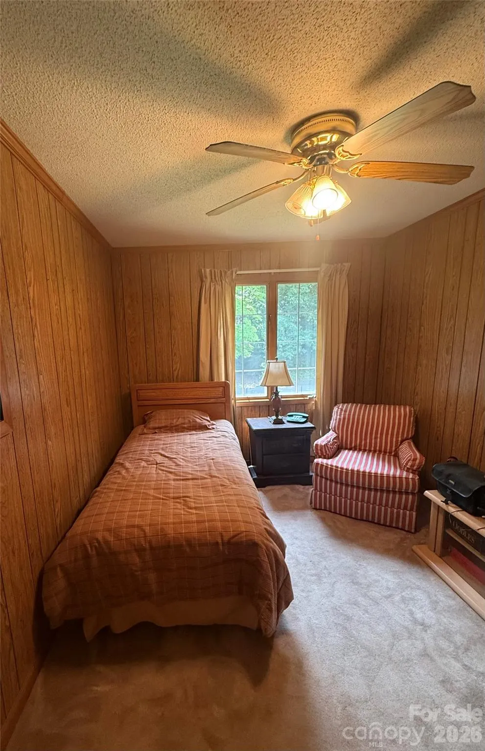 2015 39th Avenue NE Hickory, NC 28601
