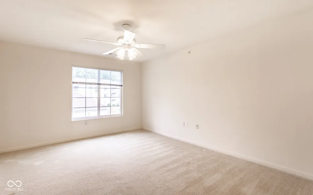 6525 Emerald Hill Court #205 Indianapolis, IN 46237