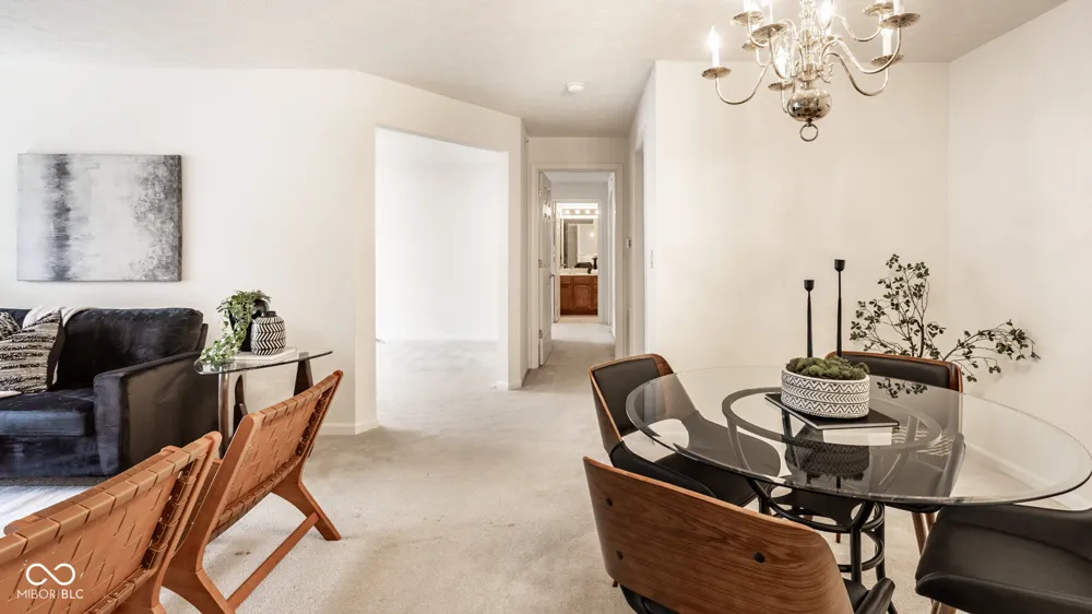 6525 Emerald Hill Court #205 Indianapolis, IN 46237