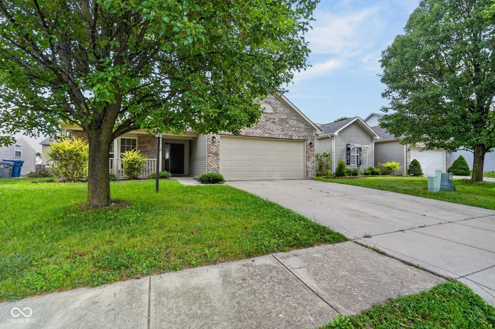 14878 War Emblem Drive Noblesville, IN 46060