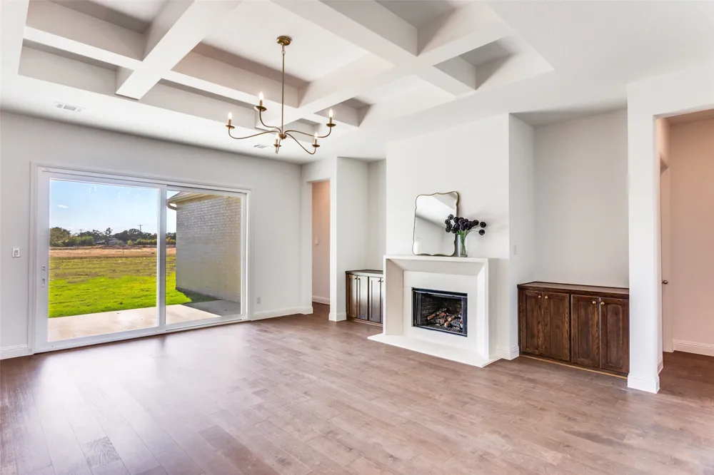1016 Emery Court Weatherford, TX 76087