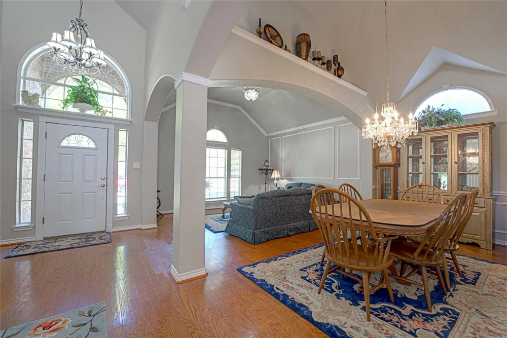 130 W Clubview Court Murphy, TX 75094