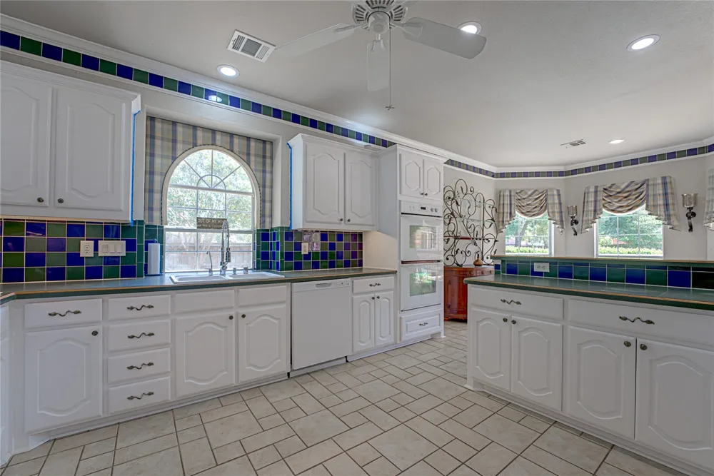 130 W Clubview Court Murphy, TX 75094