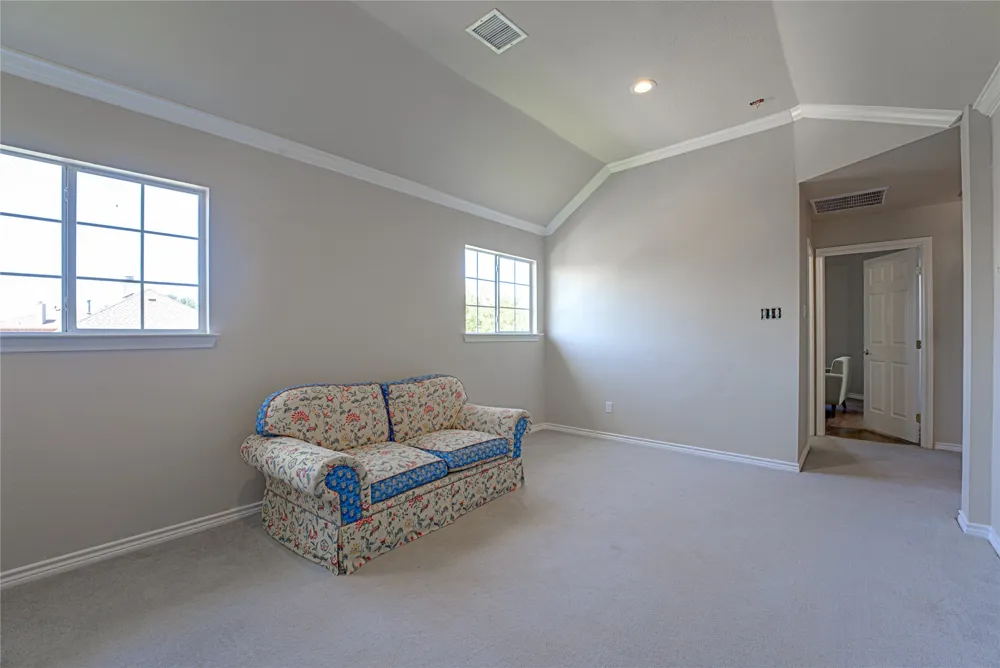 130 W Clubview Court Murphy, TX 75094