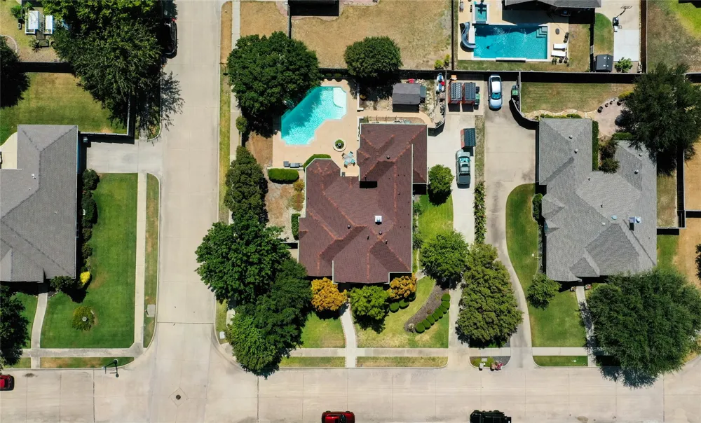 130 W Clubview Court Murphy, TX 75094