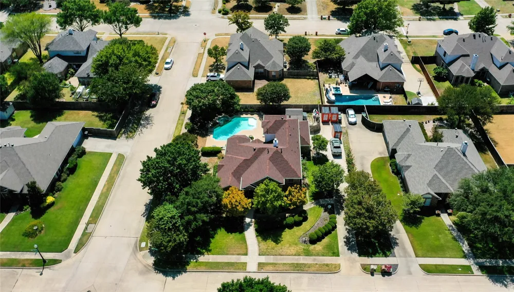 130 W Clubview Court Murphy, TX 75094