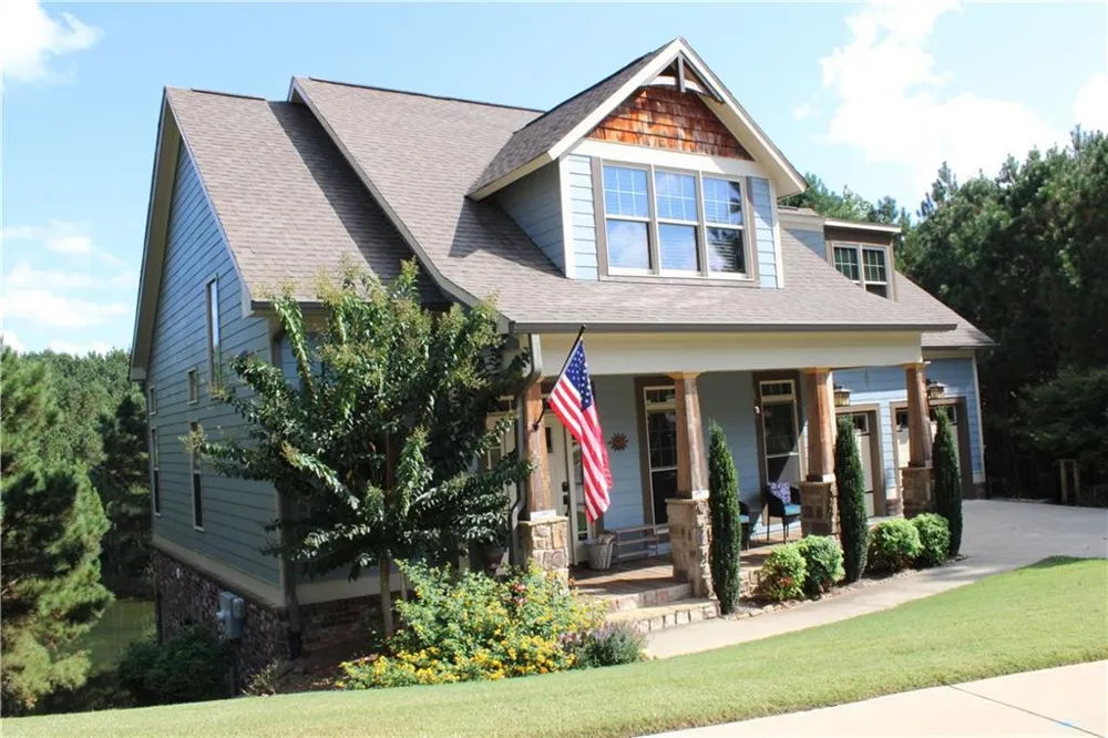 208 WESTBURY COURT Canton, GA 30114