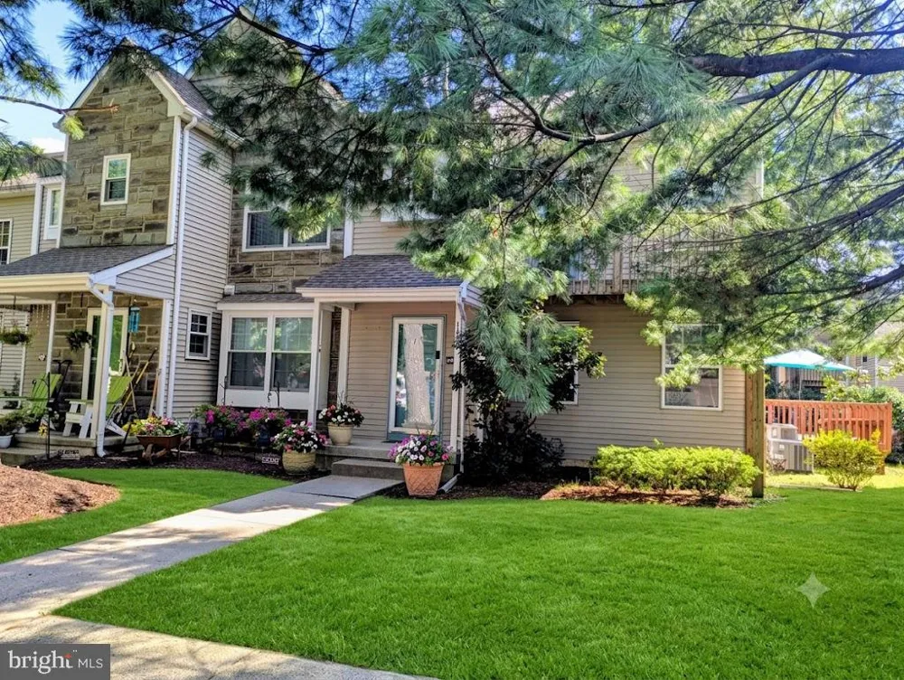 1402 TRISTRAM CIRCLE Mantua, NJ 08051