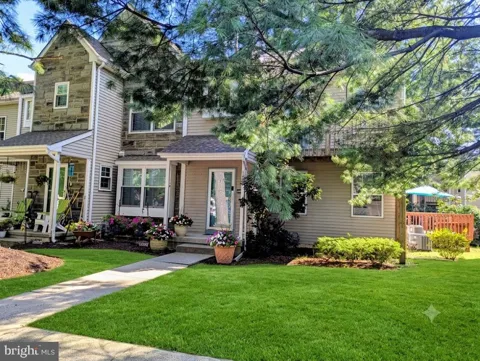 1402 TRISTRAM CIRCLE