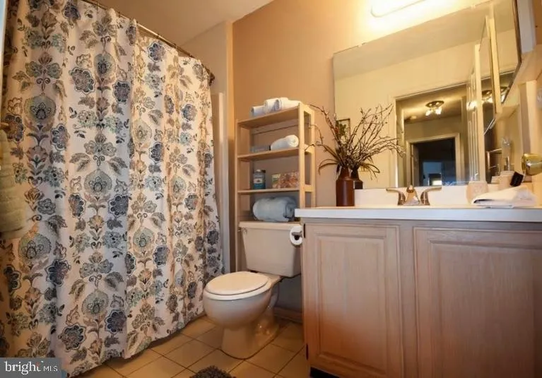 1402 TRISTRAM CIRCLE Mantua, NJ 08051