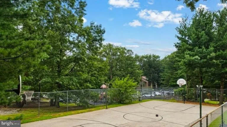 1402 TRISTRAM CIRCLE Mantua, NJ 08051