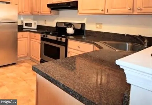1402 TRISTRAM CIRCLE Mantua, NJ 08051