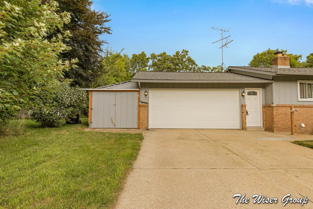 1861 Rupert Street NE Grand Rapids, MI 49525