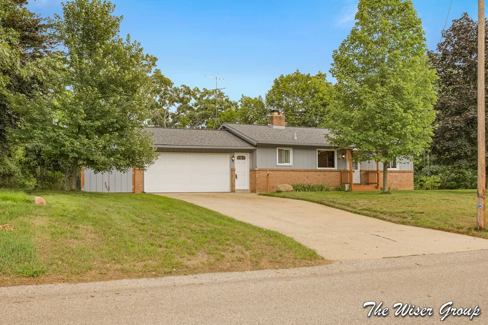 1861 Rupert Street NE Grand Rapids, MI 49525