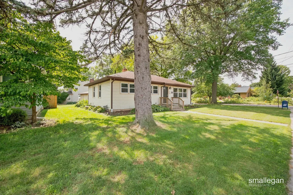 1904 Griggs Street SE Grand Rapids, MI 49506