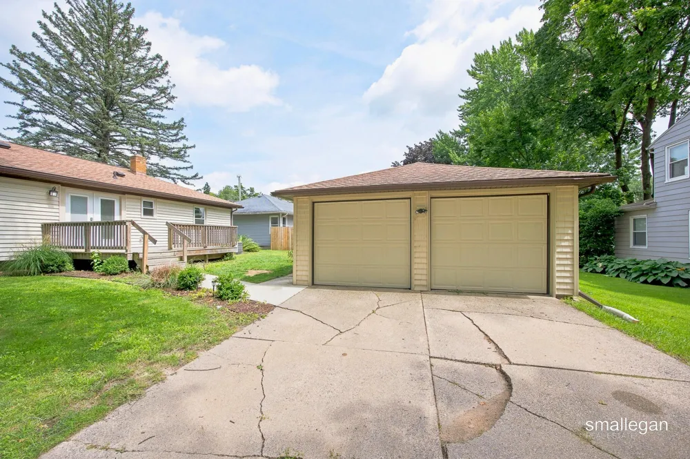 1904 Griggs Street SE Grand Rapids, MI 49506
