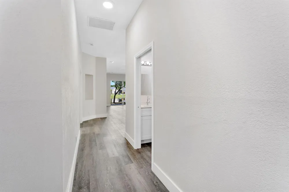 120 HAMILTON TERRACE Royal Palm Beach, FL 33414
