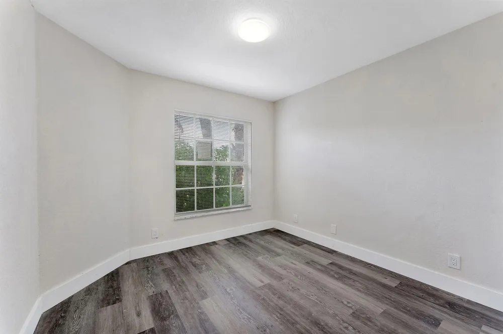 120 HAMILTON TERRACE Royal Palm Beach, FL 33414