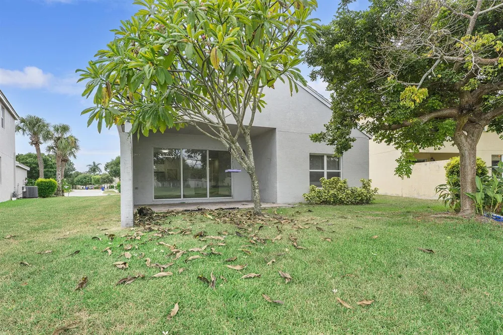 120 HAMILTON TERRACE Royal Palm Beach, FL 33414