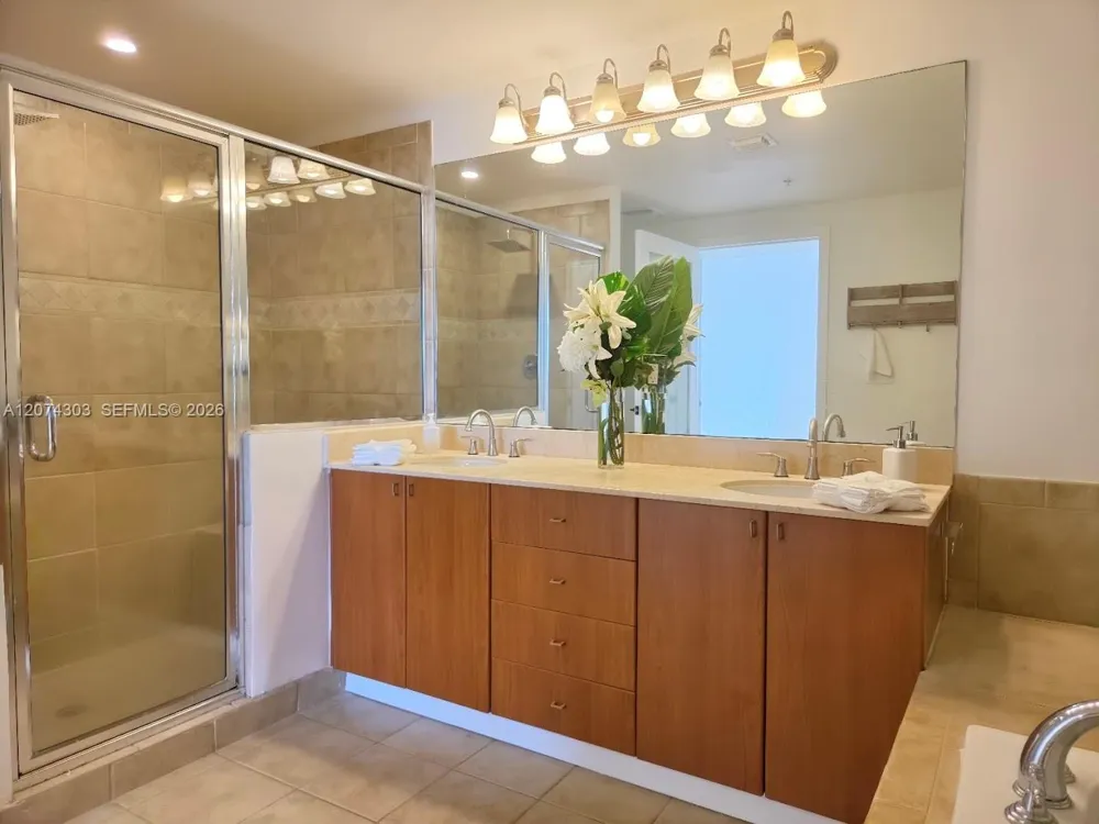 888 S Douglas Rd #1108 Coral Gables, FL 33134
