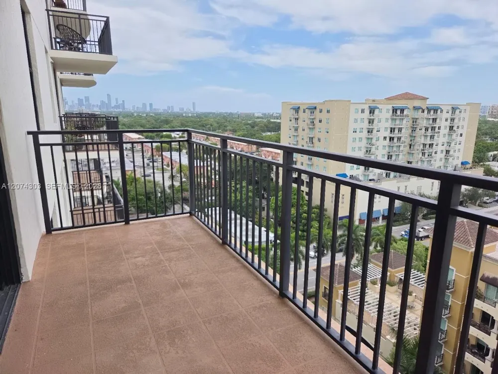 888 S Douglas Rd #1108 Coral Gables, FL 33134