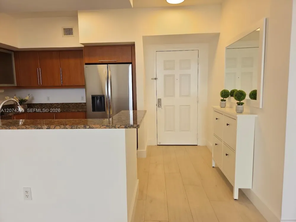 888 S Douglas Rd #1108 Coral Gables, FL 33134