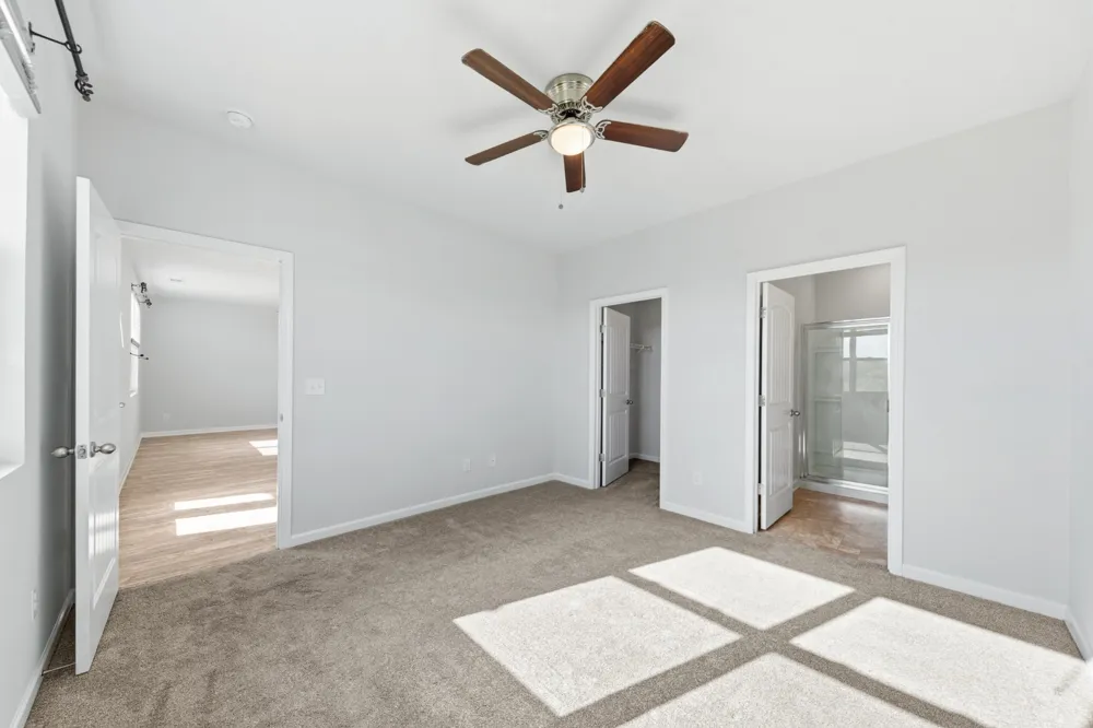 828 Foxdale Dr Columbia, TN 38401