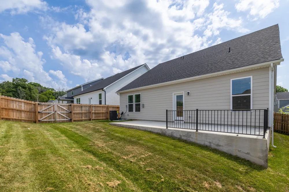 1026 Lionheart Dr Hermitage, TN 37076