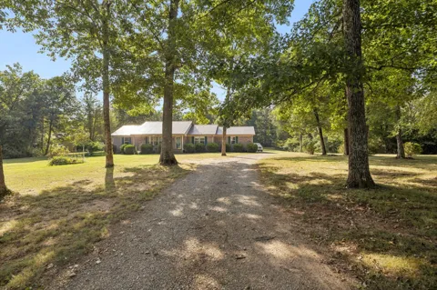 4737 Pyles Rd