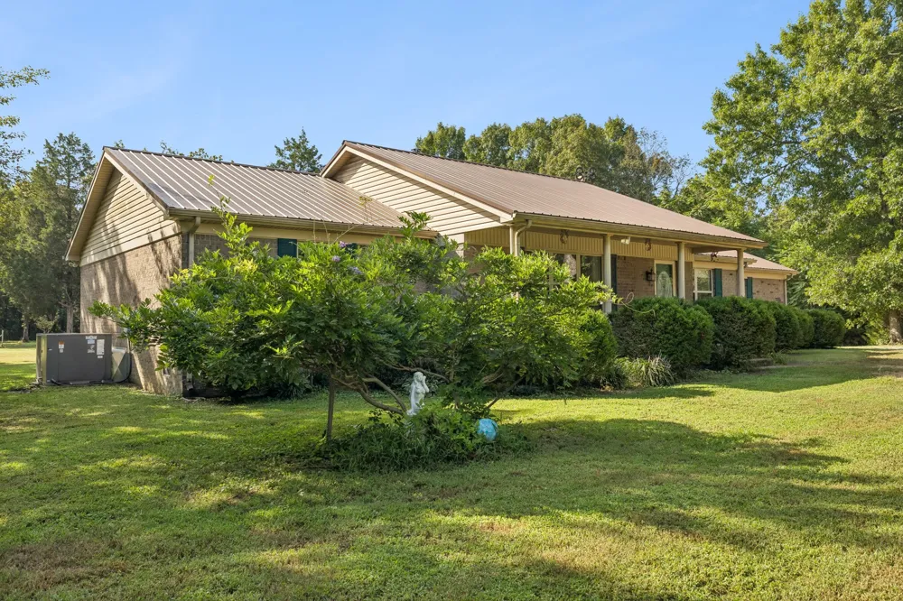 4737 Pyles Rd Chapel Hill, TN 37034