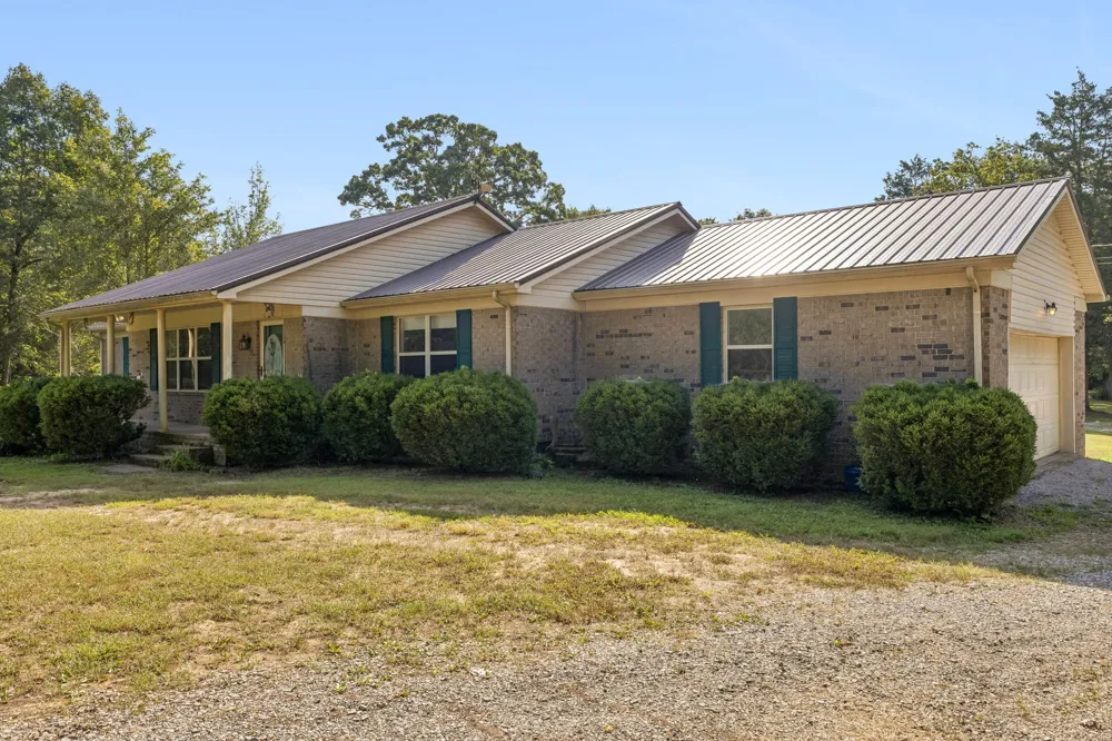 4737 Pyles Rd Chapel Hill, TN 37034