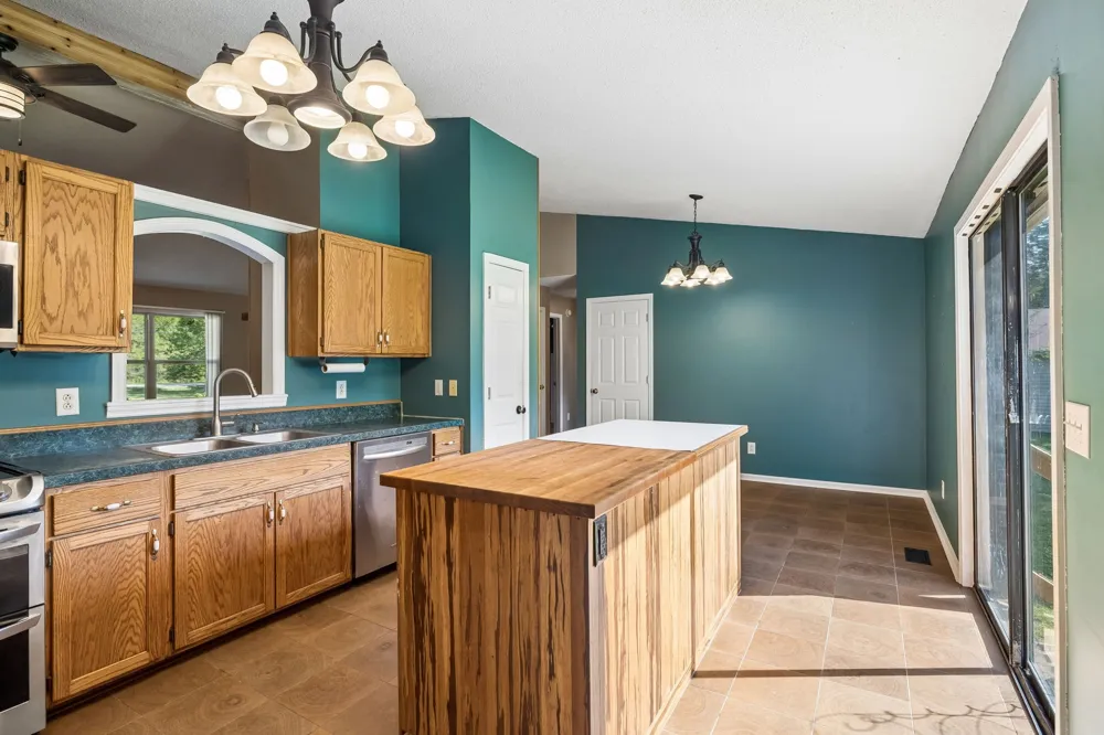 4737 Pyles Rd Chapel Hill, TN 37034