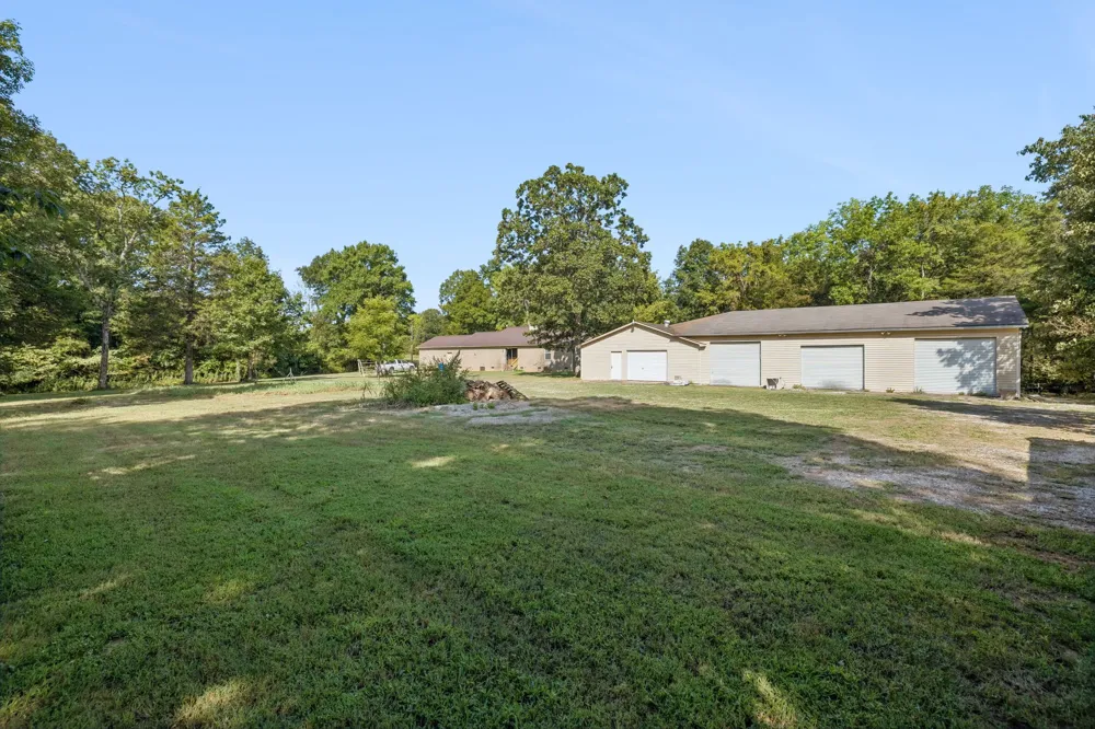 4737 Pyles Rd Chapel Hill, TN 37034