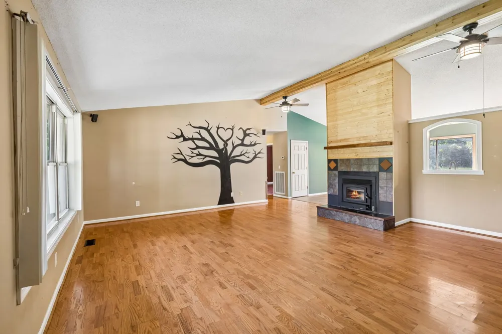 4737 Pyles Rd Chapel Hill, TN 37034