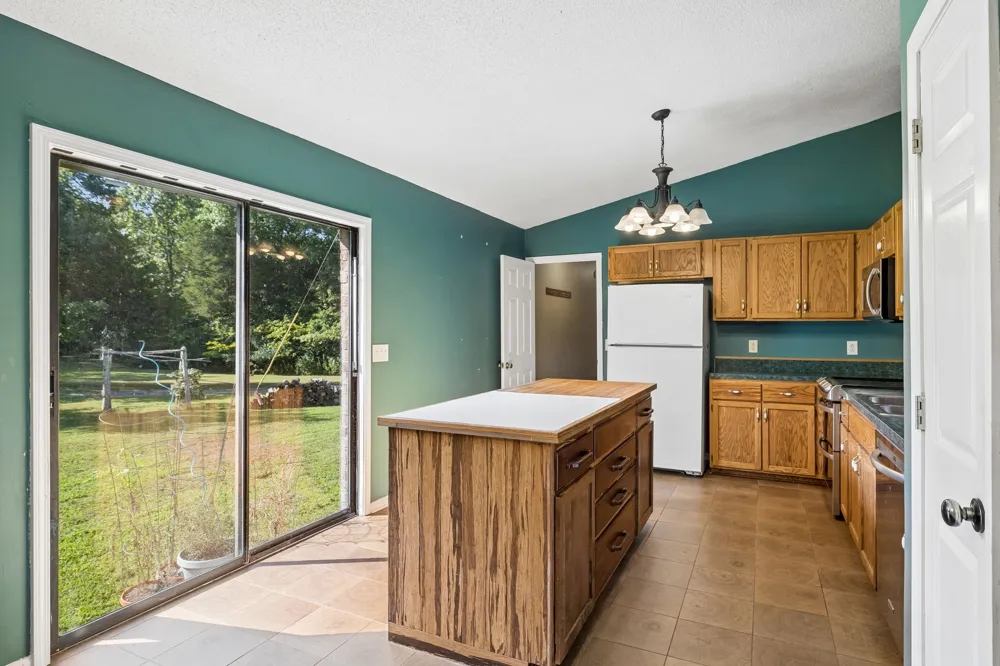 4737 Pyles Rd Chapel Hill, TN 37034