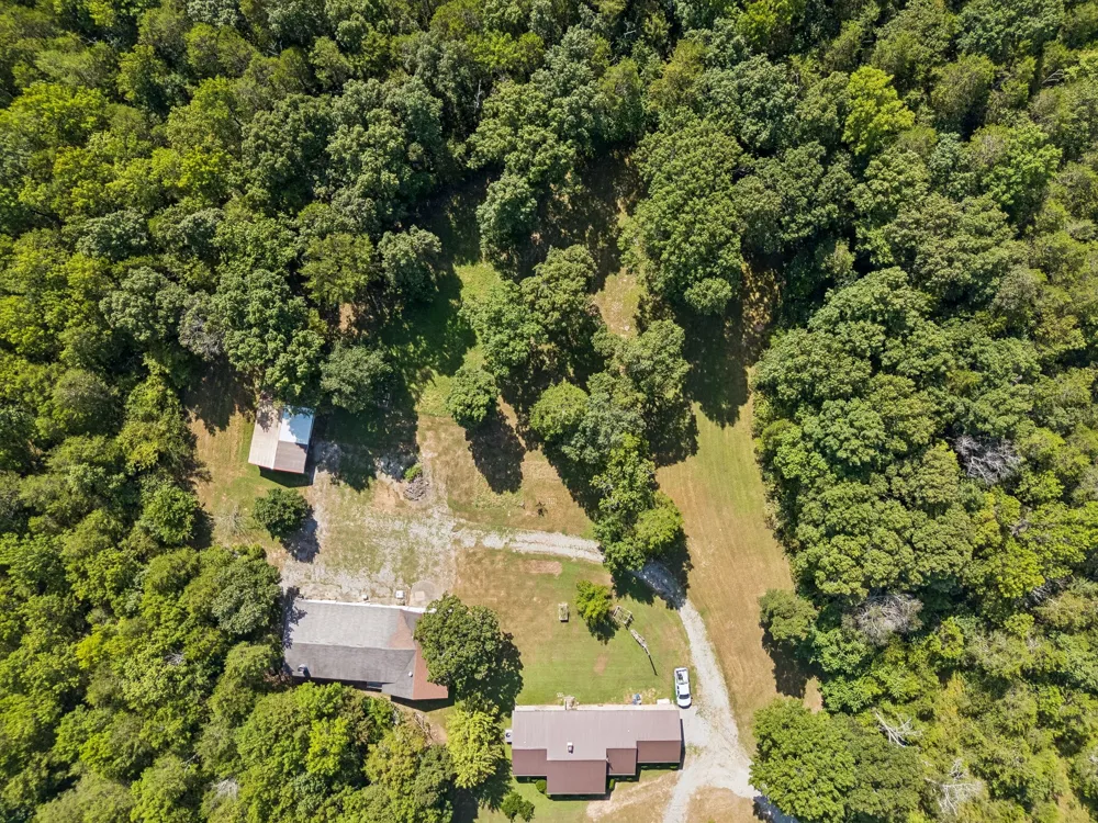 4737 Pyles Rd Chapel Hill, TN 37034