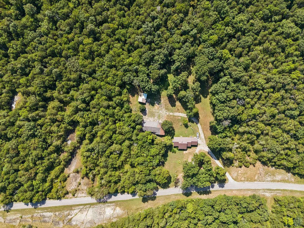 4737 Pyles Rd Chapel Hill, TN 37034