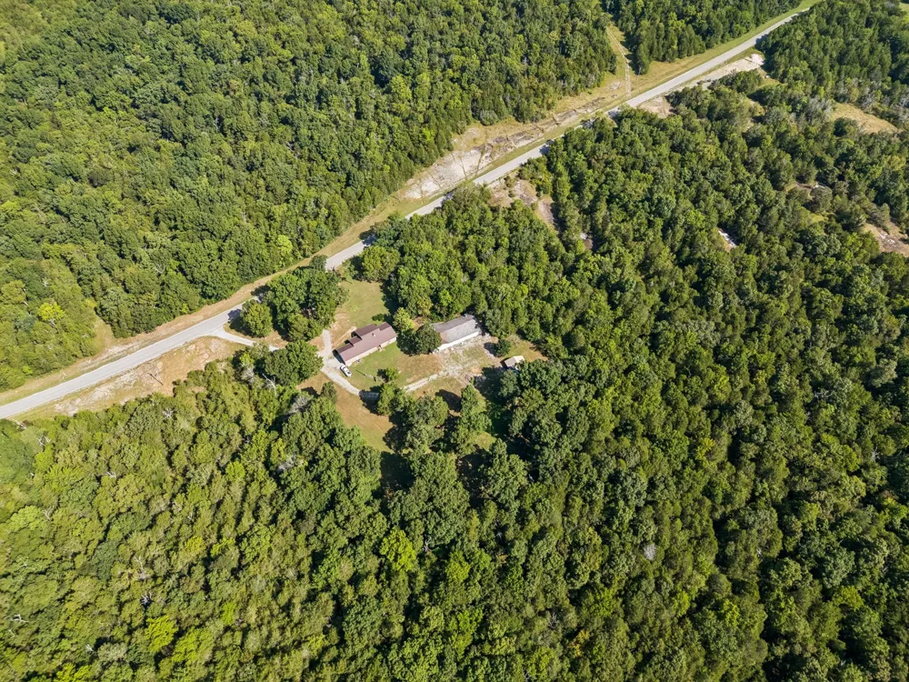 4737 Pyles Rd Chapel Hill, TN 37034