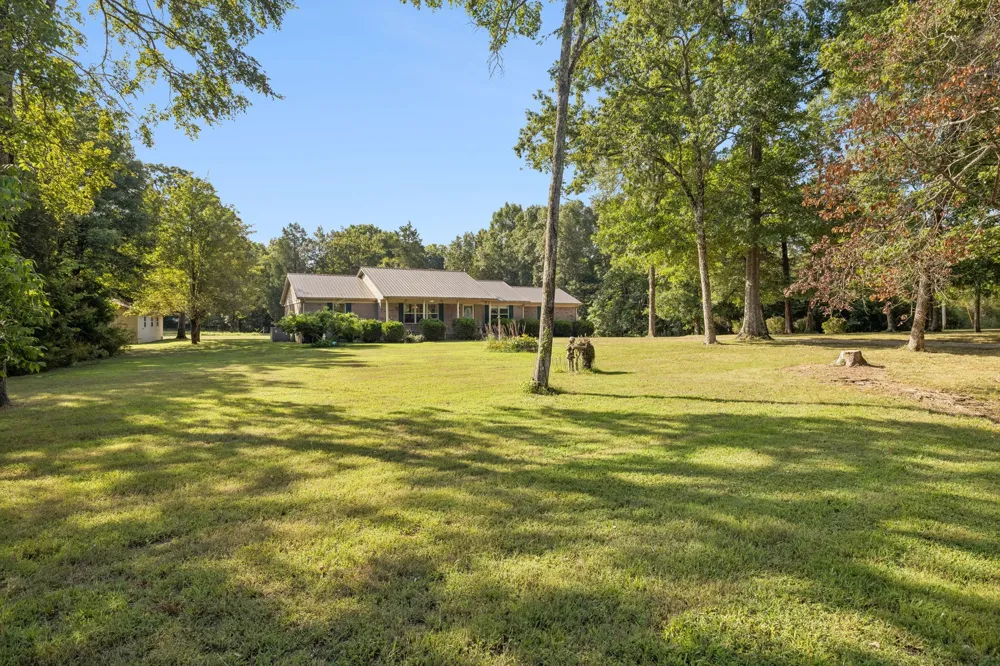4737 Pyles Rd Chapel Hill, TN 37034